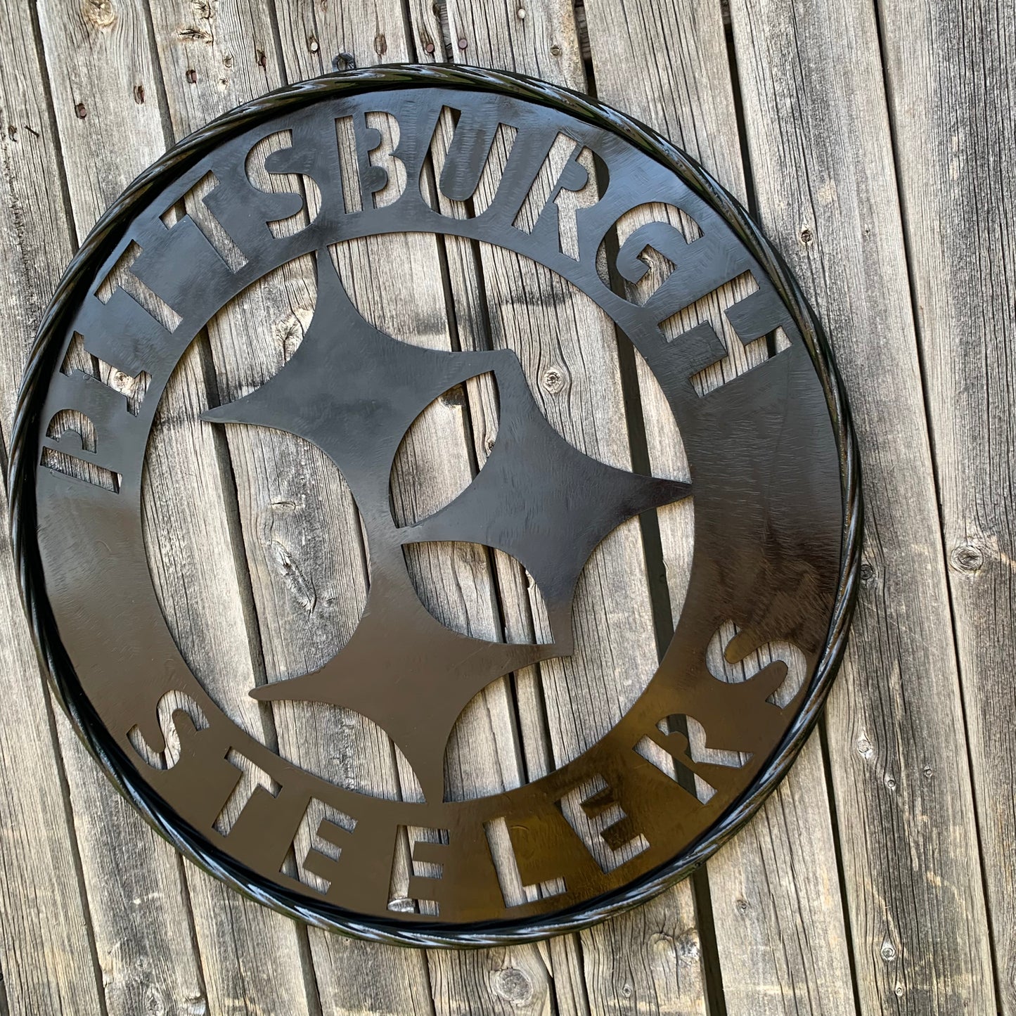PITTSBURGH BLACK METAL DISC CUSTOM VINTAGE CRAFT TEAM SPORTS SIGN HANDMADE