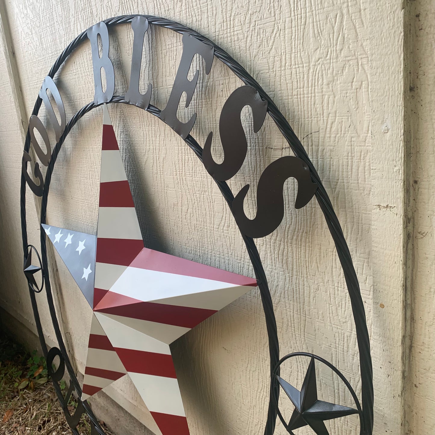 GOD BLESS OUR HOME USA FLAG STAR METAL BARN STAR TWISTED ROPE RING WALL ART WESTERN HOME DECOR RUSTIC RED WHITE & BLUE WITH BLACK RING HANDMADE NEW