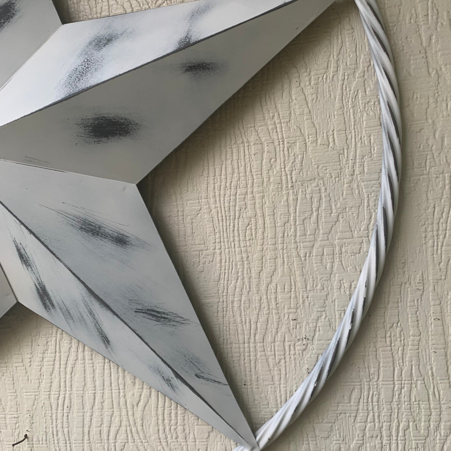 WHITE DISTRESSED STAR STYLE# 1 RUSTIC BARN LONE STAR ROPE RING METAL WALL ART