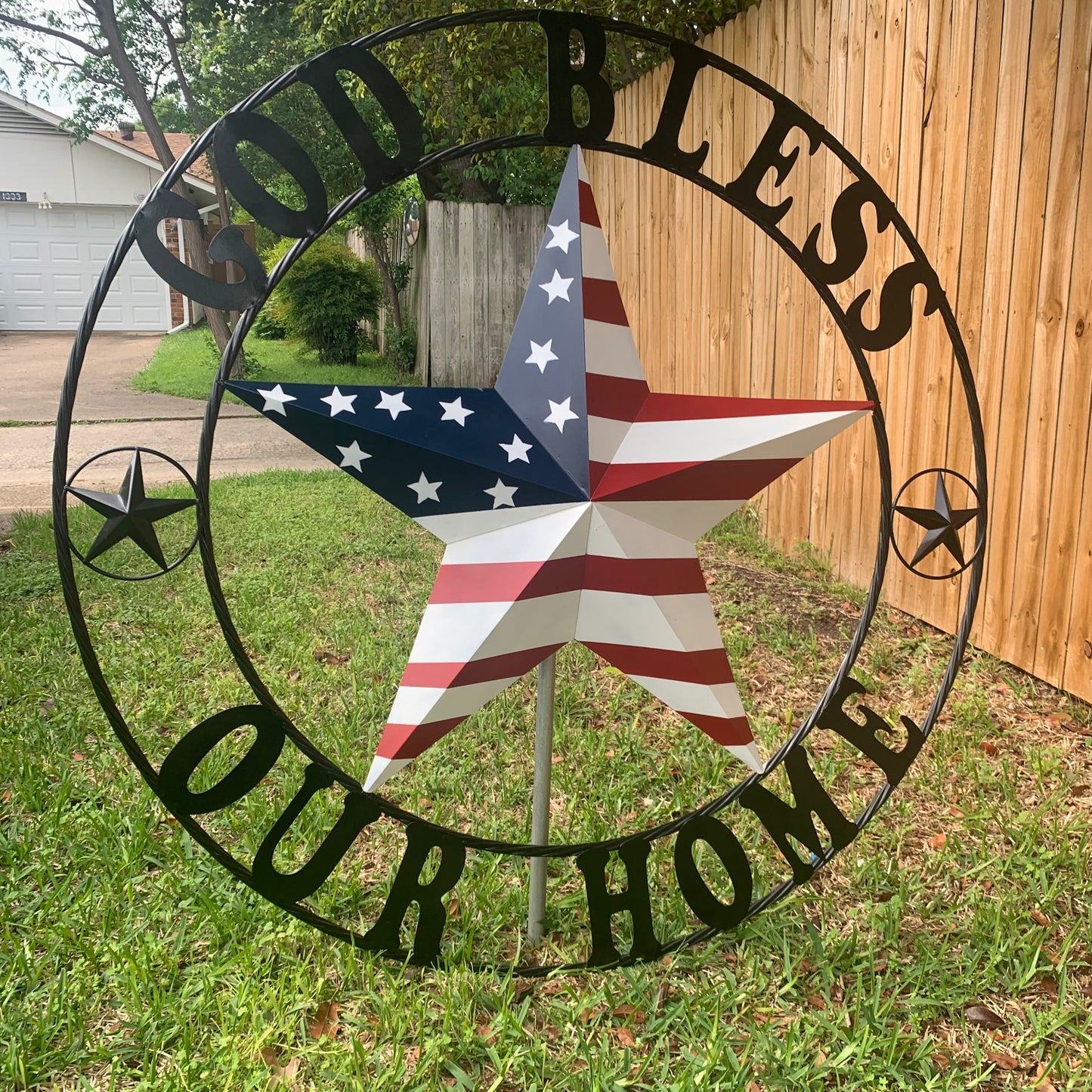GOD BLESS OUR HOME USA FLAG STAR METAL BARN STAR TWISTED ROPE RING WALL ART WESTERN HOME DECOR RUSTIC RED WHITE & BLUE WITH BLACK RING HANDMADE NEW