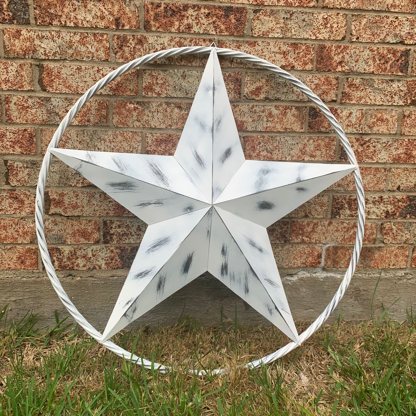 WHITE DISTRESSED STAR STYLE# 1 RUSTIC BARN LONE STAR ROPE RING METAL WALL ART