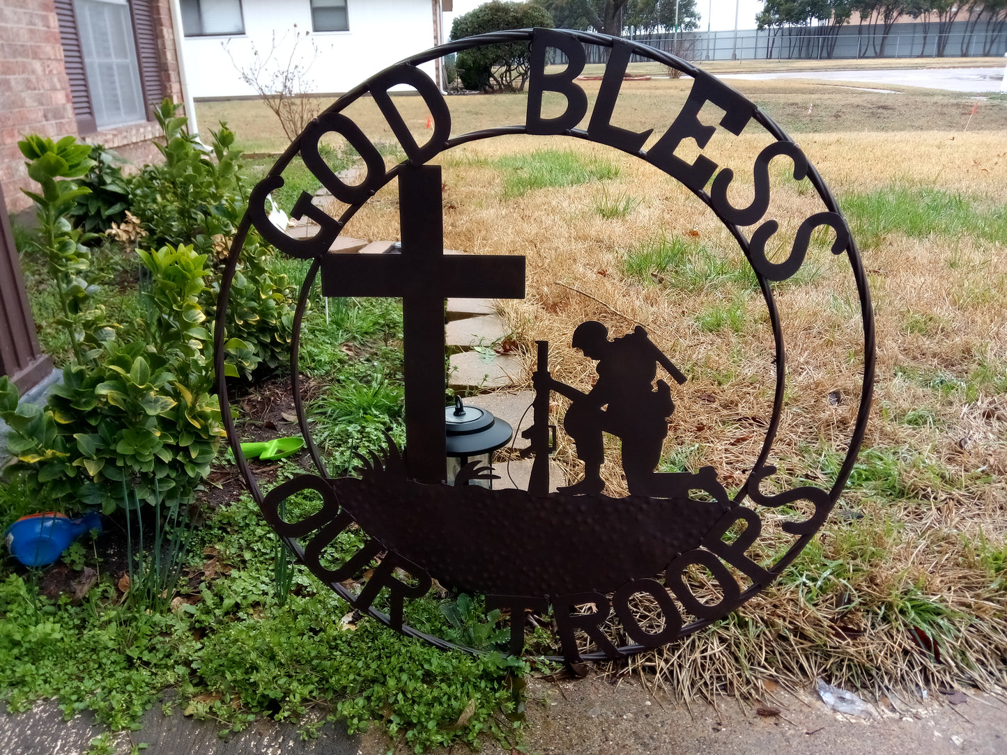 GOD BLESS OUR TROOPS 24",32" PRAYING COWBOY CHURCH SOLDIER MILITARY PATRIOTIC METAL SIGN WESTERN HOME DECOR NEW #SI_F142002