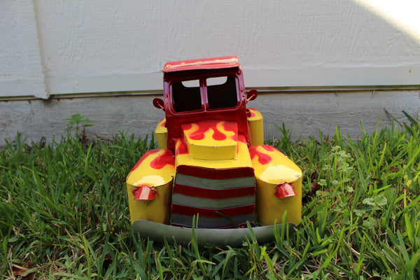 20" RED & YELLOW PICKUP TRUCK METAL ART FIGURINE OUTDOOR & INDOOR GARDEN WESTERN HOME DECOR HANDMADE NEW: 20"L X 10"W X 12" H #EH13008