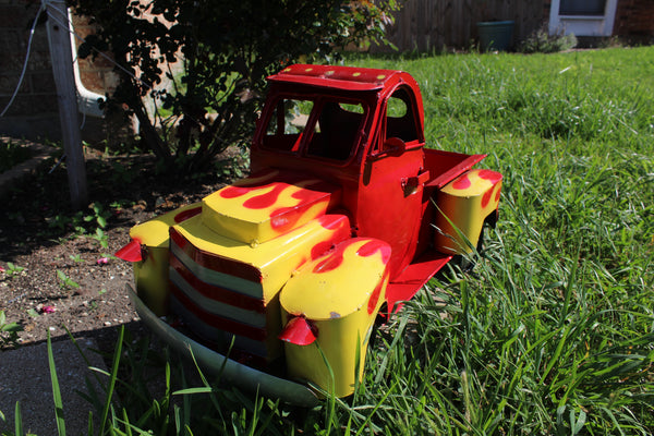 20" RED & YELLOW PICKUP TRUCK METAL ART FIGURINE OUTDOOR & INDOOR GARDEN WESTERN HOME DECOR HANDMADE NEW: 20"L X 10"W X 12" H #EH13008