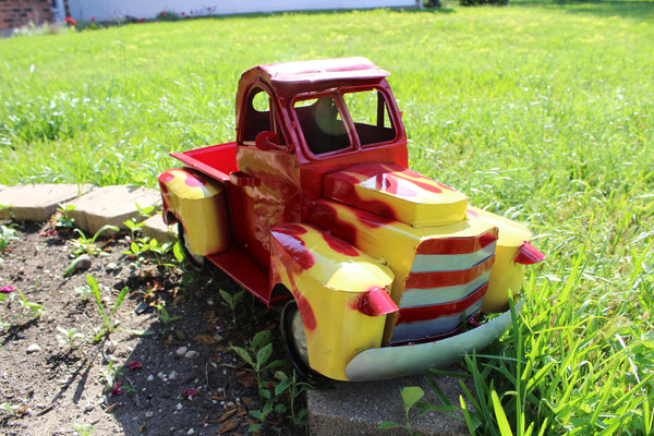 20" RED & YELLOW PICKUP TRUCK METAL ART FIGURINE OUTDOOR & INDOOR GARDEN WESTERN HOME DECOR HANDMADE NEW: 20"L X 10"W X 12" H #EH13008