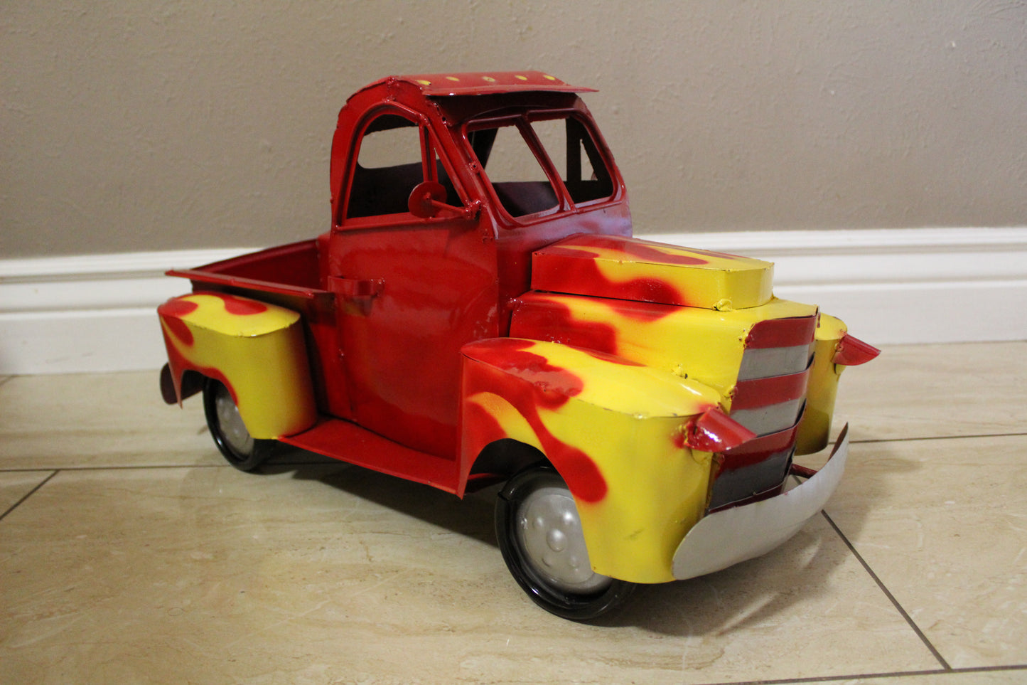 20" RED & YELLOW PICKUP TRUCK METAL ART FIGURINE OUTDOOR & INDOOR GARDEN WESTERN HOME DECOR HANDMADE NEW: 20"L X 10"W X 12" H #EH13008