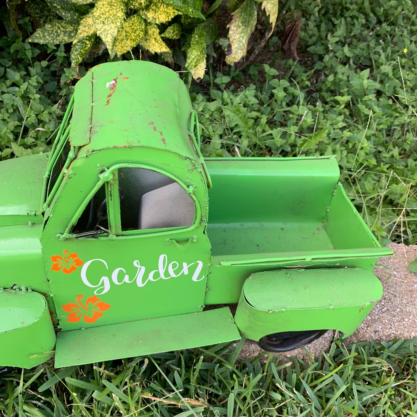 PICKUP TRUCK 20" METAL ART FIGURINE OUTDOOR & INDOOR GARDEN WESTERN HOME DECOR HANDMADE NEW: 20"L x 10"W x 12" H