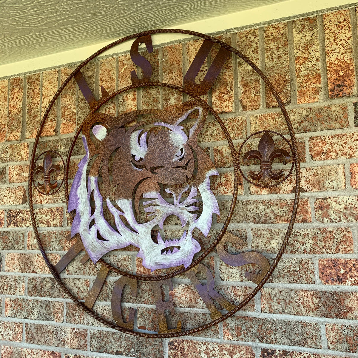 LSU TIGERS PURPLE WHITE CUSTOM METAL VINTAGE CRAFT SIGN TEAM WALL ART WESTERN HOME DECOR HANDMADE