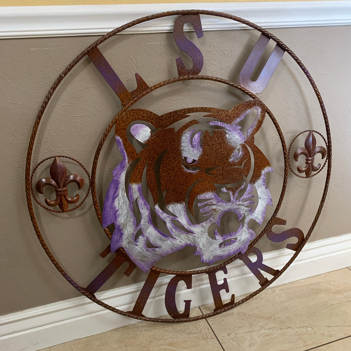LSU TIGERS PURPLE WHITE CUSTOM METAL VINTAGE CRAFT SIGN TEAM WALL ART WESTERN HOME DECOR HANDMADE