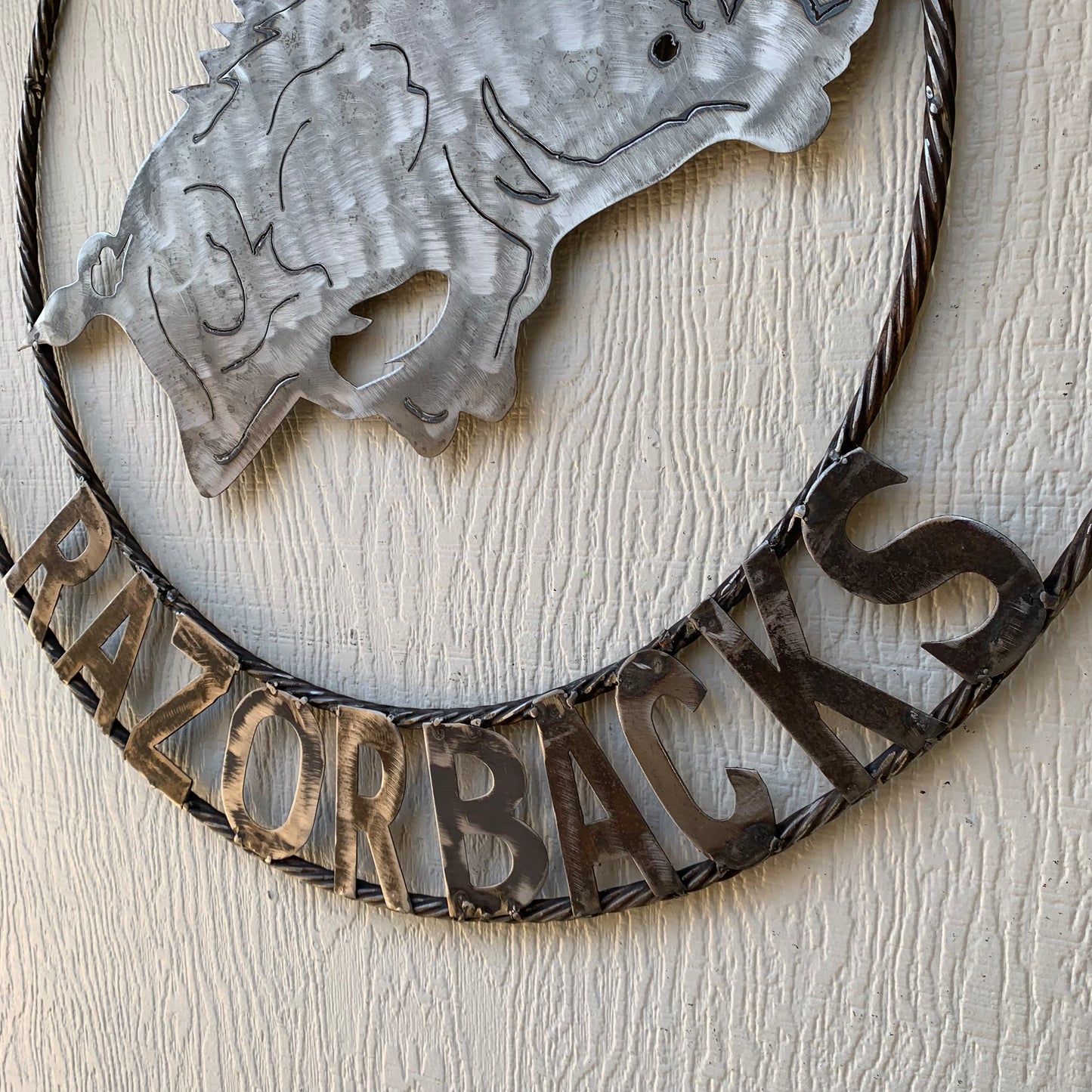 ARKANSAS RAZORBACKS CUSTOM RAW METAL VINTAGE CRAFT TEAM SIGN OFFICIAL LICENSED PRODUCT