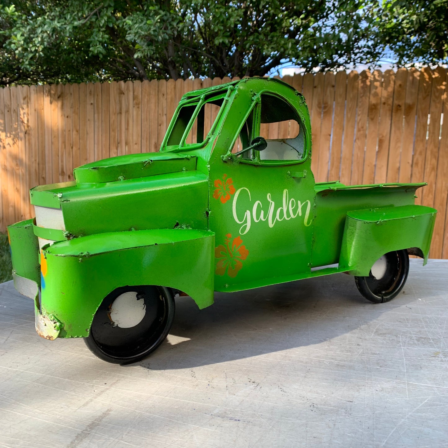 GARDEN GREEN 20" PICKUP TRUCK METAL ART GARDEN FIGURINE OUTDOOR & INDOOR GARDEN WESTERN HOME DECOR HANDMADE NEW SIZE 20"L x 10"W x 12" H #EH12523