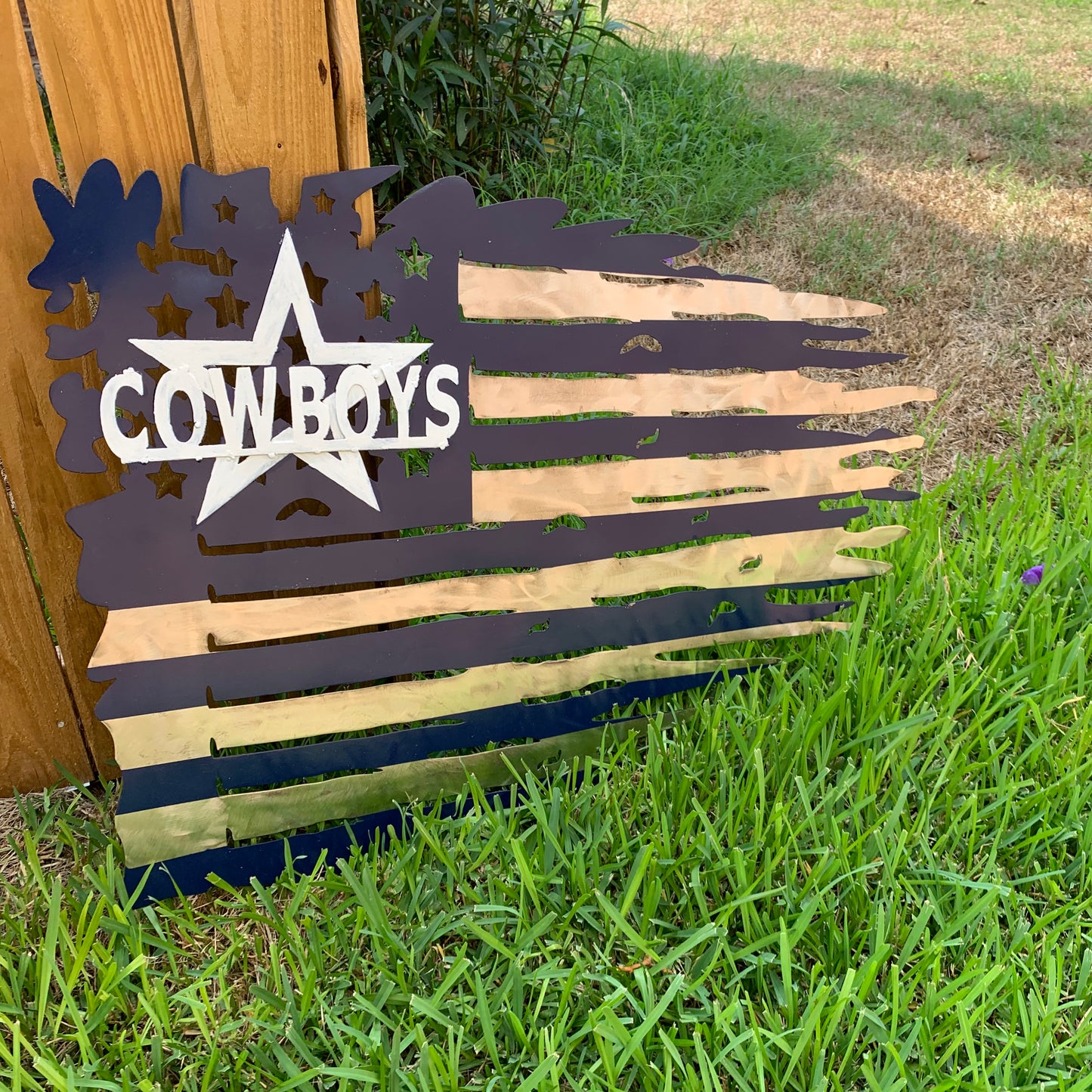DALLAS COWBOYS METAL TATTERED FLAG NAVY BLUE, WHITE & SILVER CUSTOM VINTAGE CRAFT TEAM SIGN HANDMADE USA #EH11991