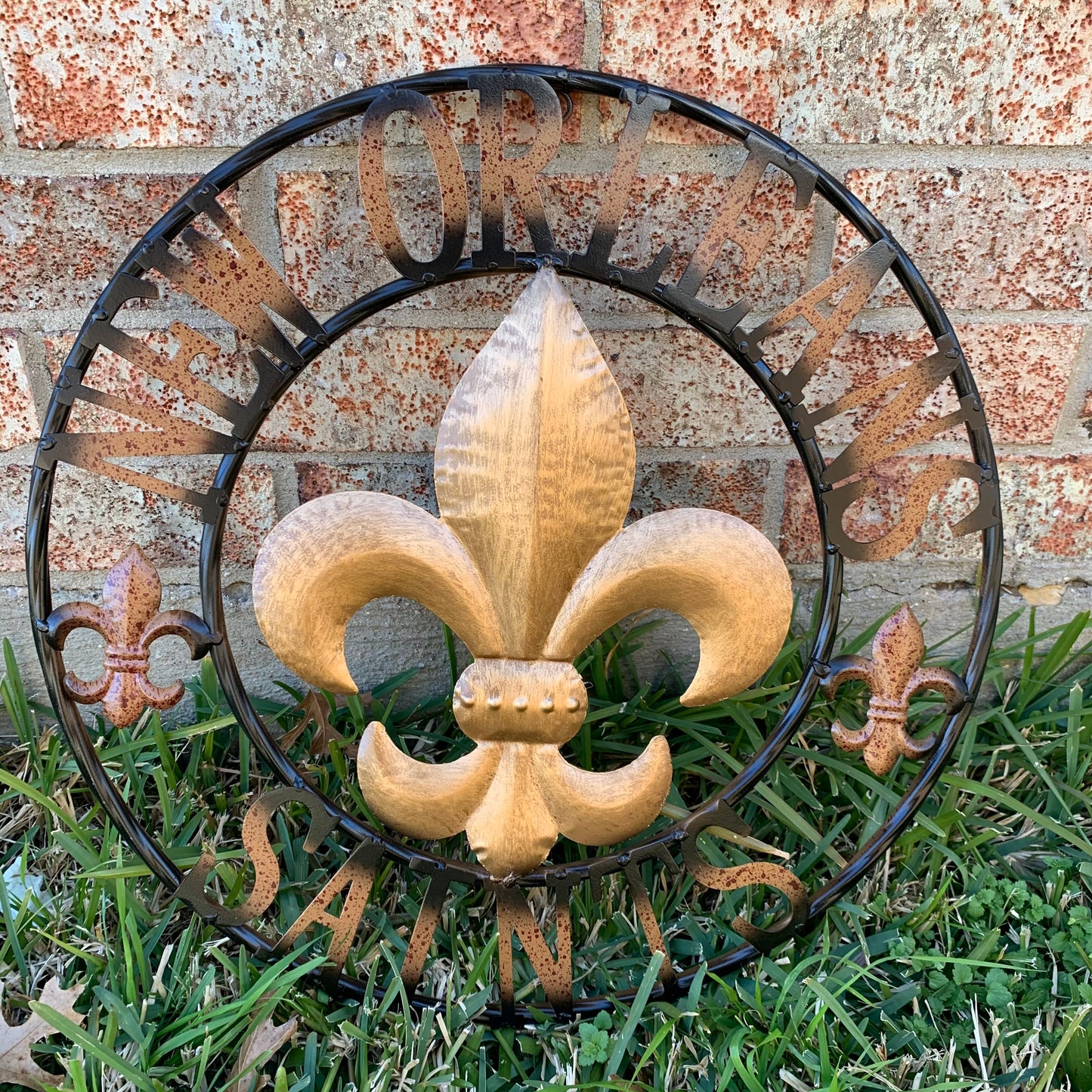 NEW ORLEANS SAINTS METAL SIGN WALL ART WESTERN HOME DECOR GOLD & BLACK HANDMADE #EH10272