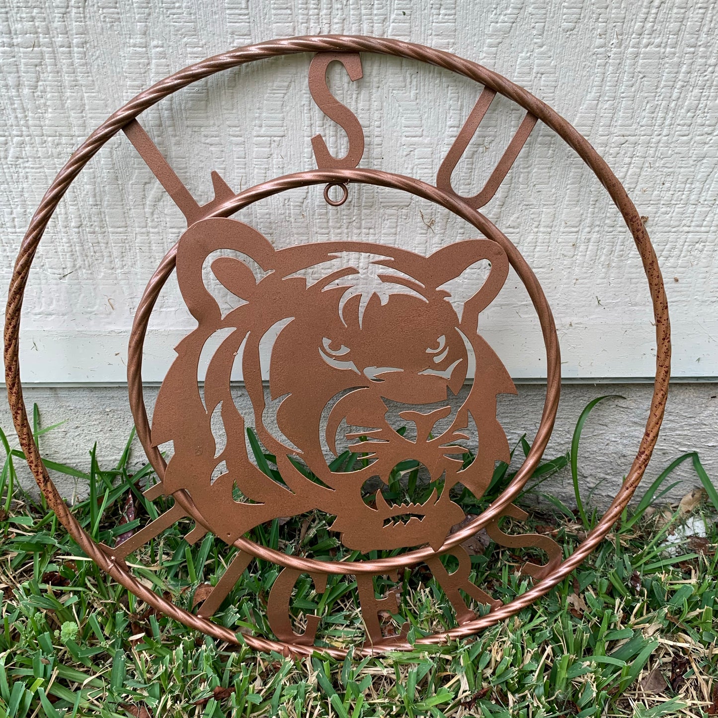 LSU TIGERS METAL CUSTOM VINTAGE CRAFT ART SIGN  WESTERN HOME DECOR 12,18",24",32",36"