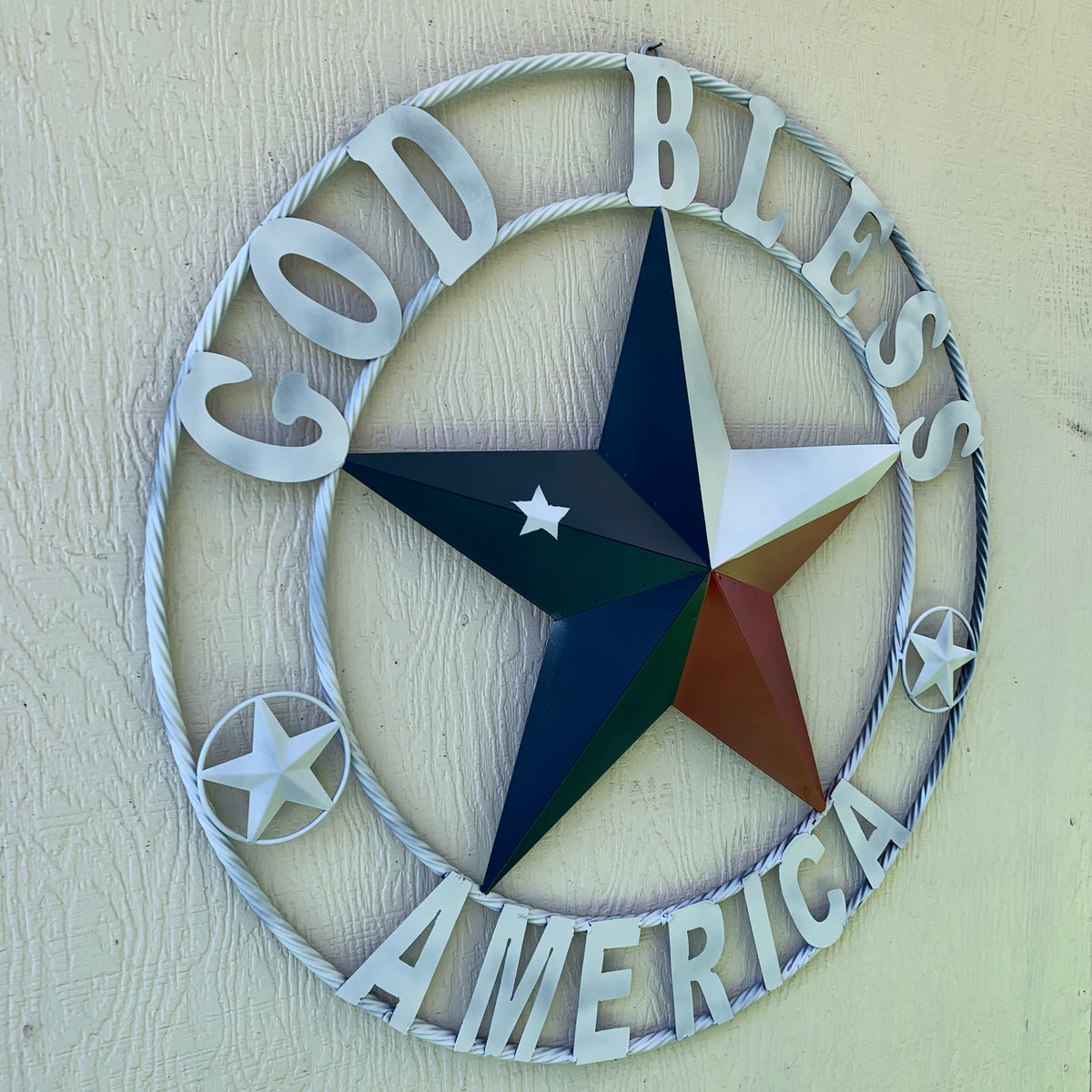 GOD BLESS AMERICA WHITE RING & RED WHITE BLUE BARN METAL STAR TWISTED RING HANDMADE NEW