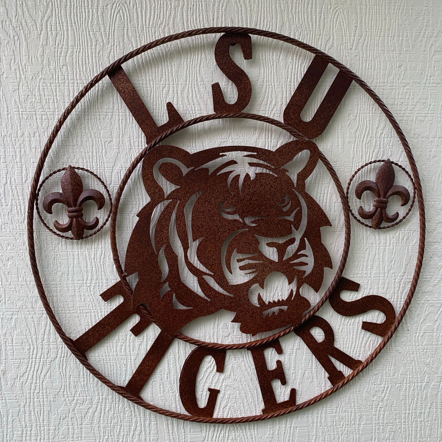 LSU TIGERS METAL CUSTOM VINTAGE CRAFT ART SIGN  WESTERN HOME DECOR 12,18",24",32",36"