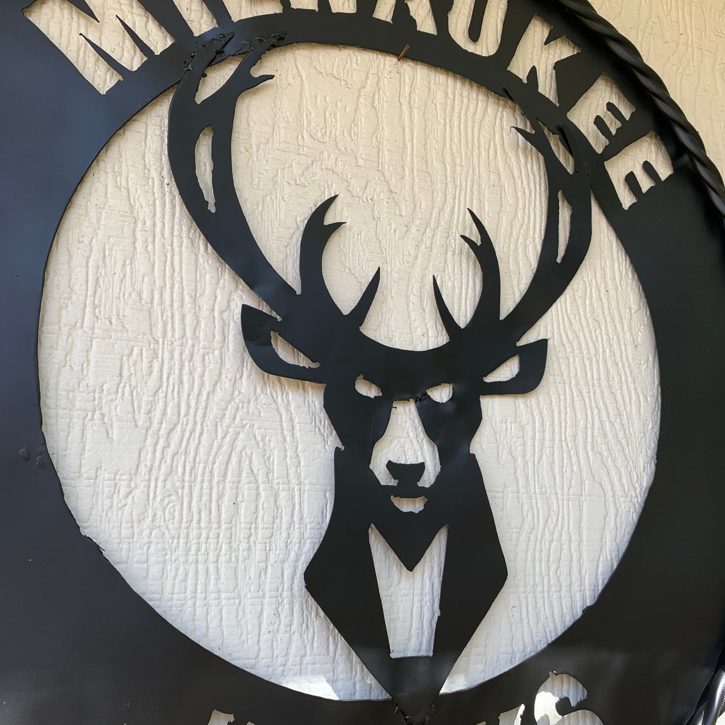 24" MILWAUKEE BUCKS BLACK METAL WIDE BAND DISC STYLE METAL CUSTOM VINTAGE CRAFT TEAM SPORTS SIGN HANDMADE