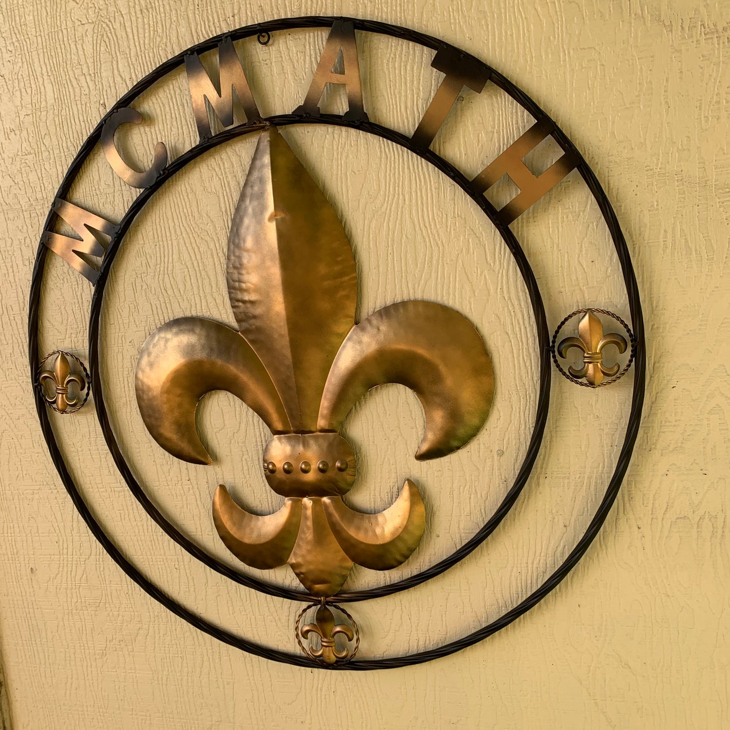 FORD STYLE YOUR CUSTOM NAME FLEUR DE LIS METAL TWISTED ROPE RING SIGN WALL ART WESTERN HOME DECOR HANDMADE 24", 32", 36"