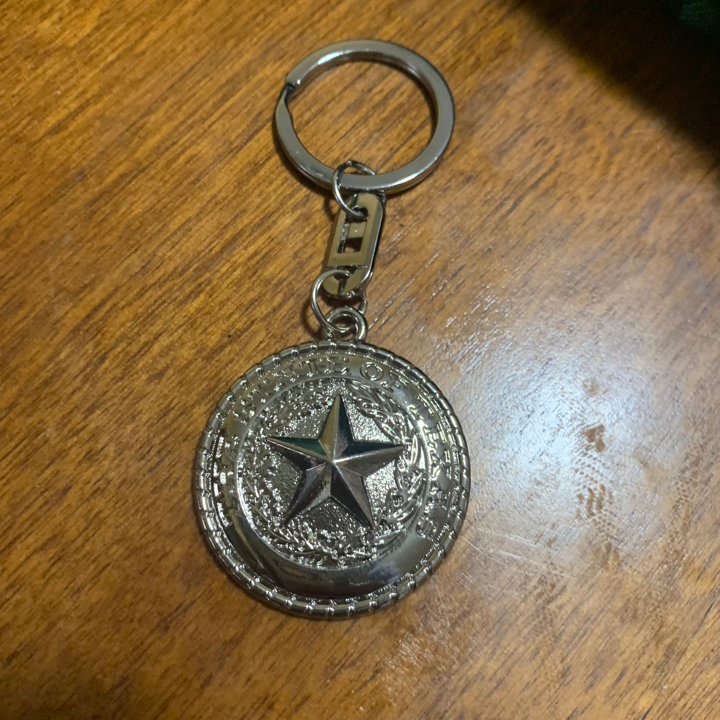 LG LONESTAR KEYCHAIN STAR METAL WESTERN FASHION STYLE ART NEW