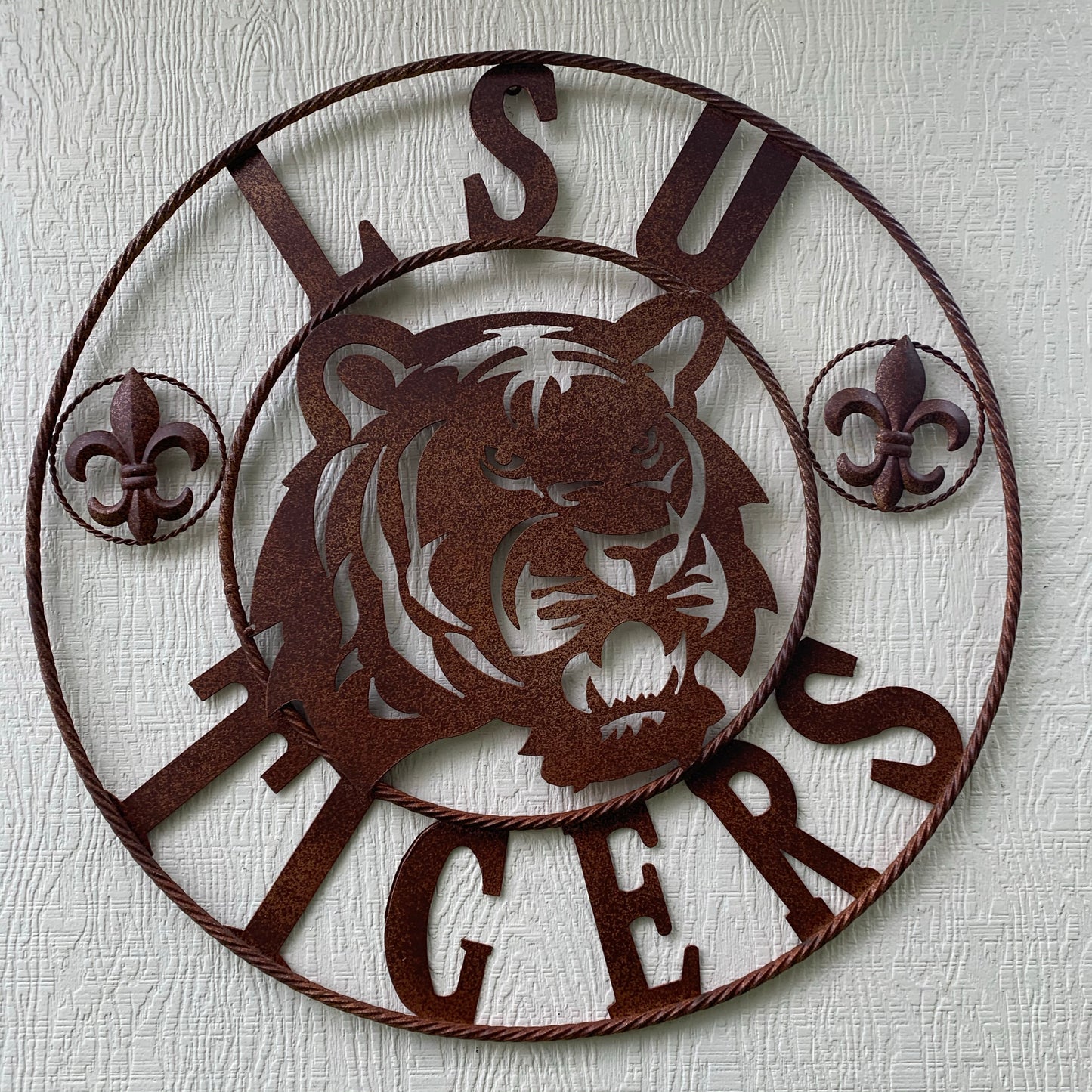LSU TIGERS METAL CUSTOM VINTAGE CRAFT ART SIGN  WESTERN HOME DECOR 12,18",24",32",36"