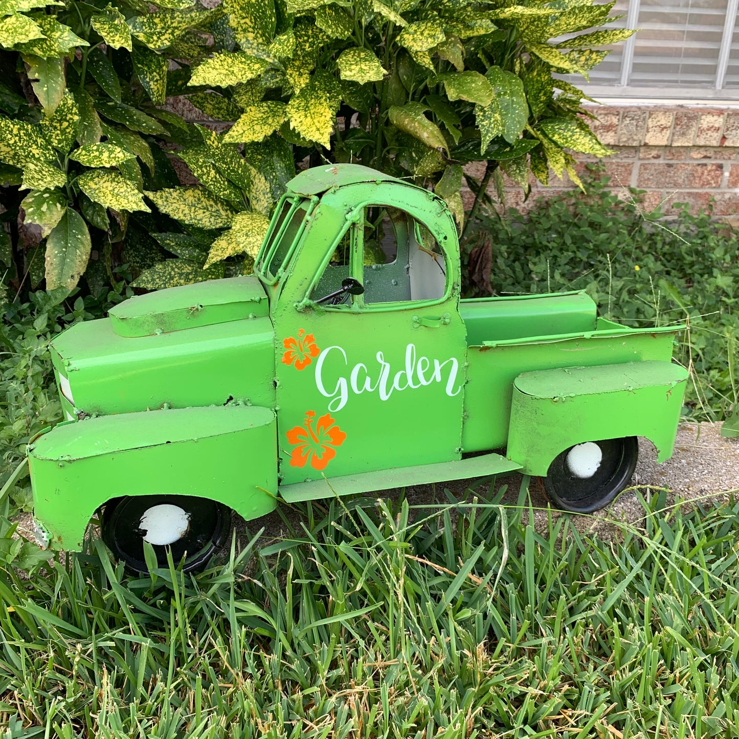 PICKUP TRUCK 20" METAL ART FIGURINE OUTDOOR & INDOOR GARDEN WESTERN HOME DECOR HANDMADE NEW: 20"L x 10"W x 12" H