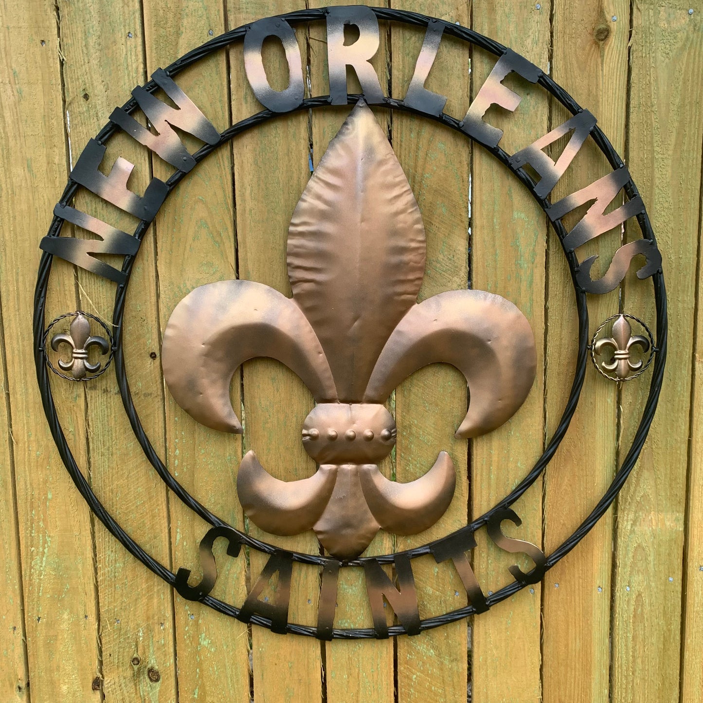 NEW ORLEANS SAINTS METAL SIGN WALL ART WESTERN HOME DECOR GOLD & BLACK HANDMADE #EH10272
