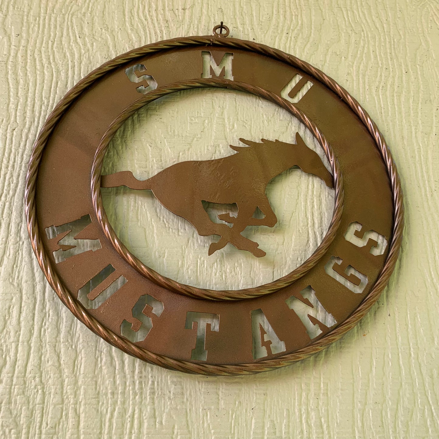 SMU MUSTANGS HAMMERED COPPER METAL CUSTOM VINTAGE CRAFT WALL ART TEAM SIGN HANDMADE