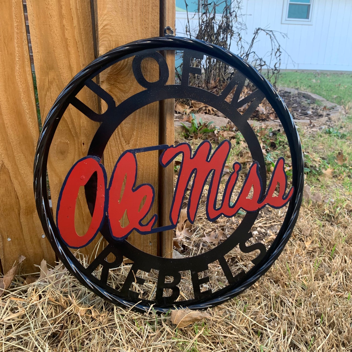 OLE MISS REBELS MISSISSIPPI CUSTOM METAL VINTAGE CRAFT TEAM SIGN WESTERN HOME DECOR HANDMADE