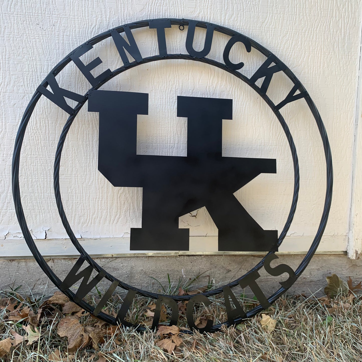 12", 18", 24", 32" KENTUCKY WILDCATS CUSTOM BLACK METAL VINTAGE CRAFT SIGN HANDMADE