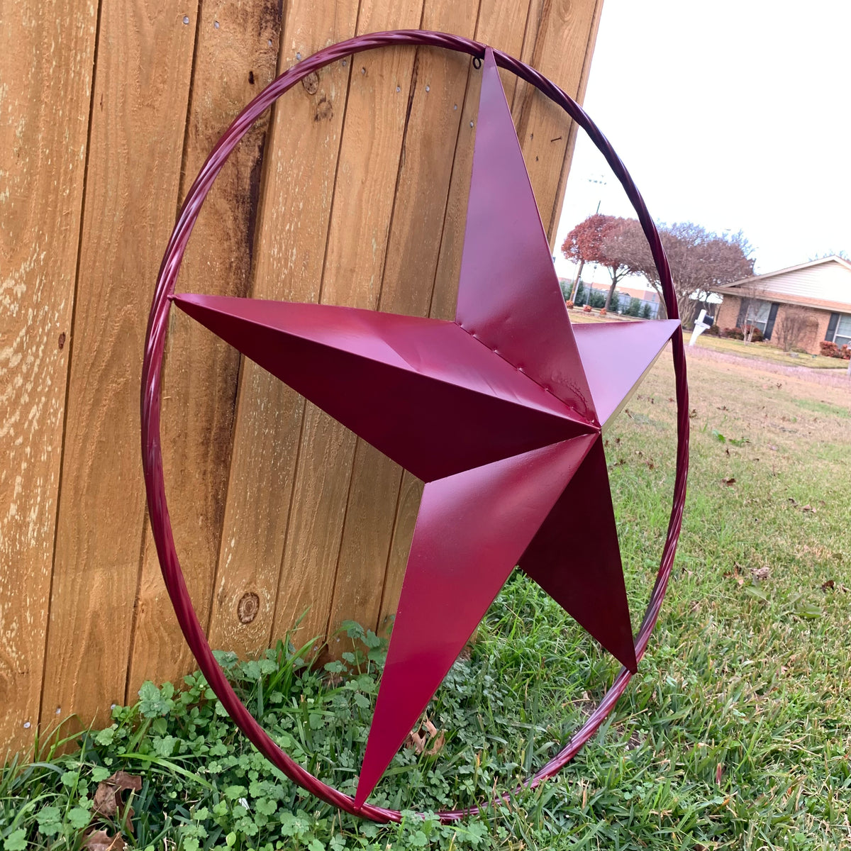 CRANBERRY BURGUNDY STAR RED STAR BARN METAL LONESTAR TWISTED ROPE RING WALL ART WESTERN HOME DECOR BRAND NEW