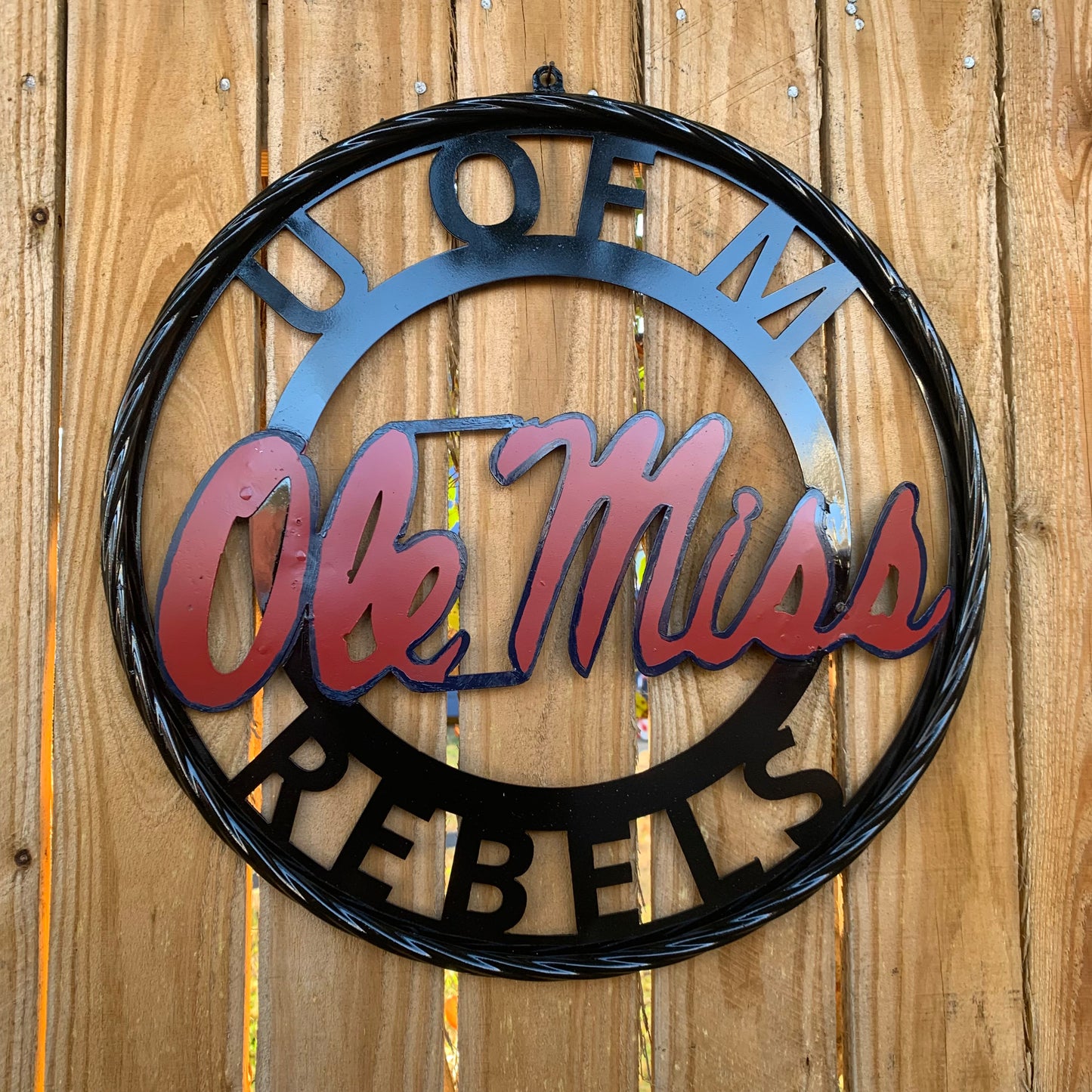 OLE MISS REBELS MISSISSIPPI CUSTOM METAL VINTAGE CRAFT TEAM SIGN WESTERN HOME DECOR HANDMADE