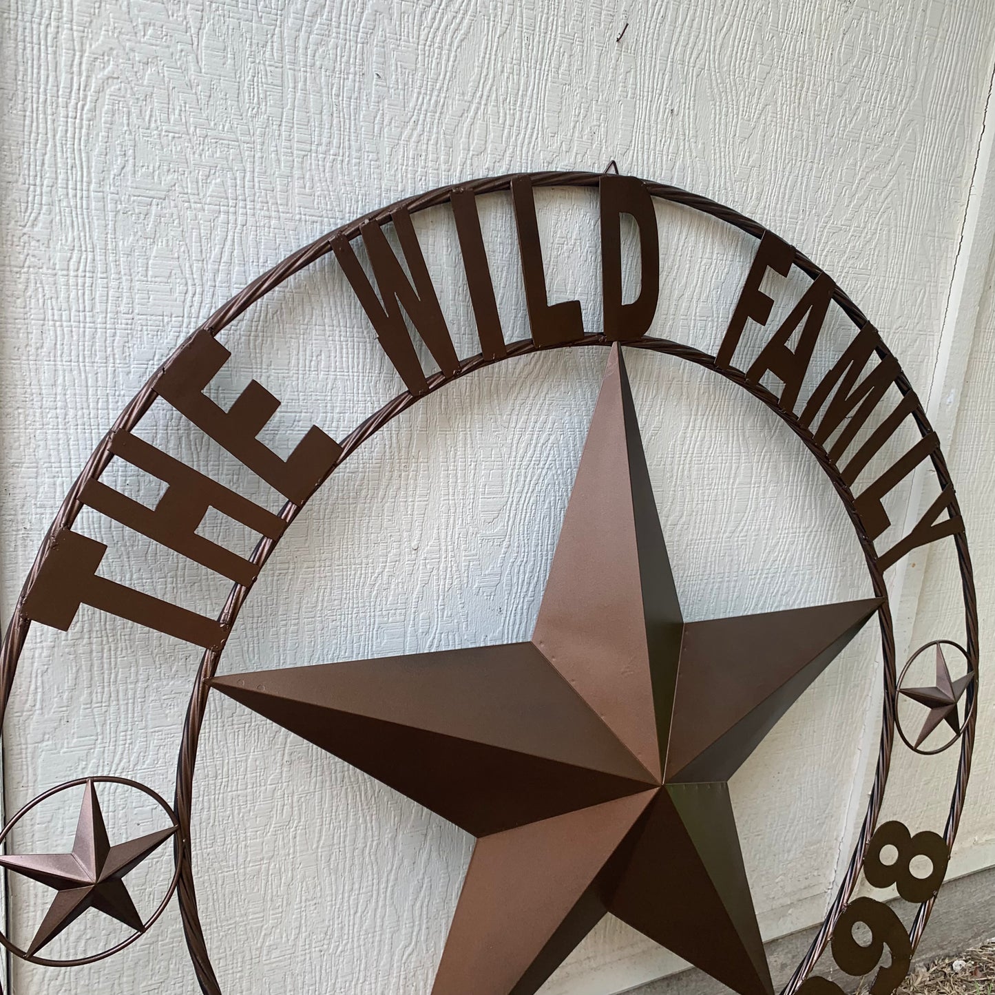 THE WILD FAMILY STYLE CUSTOM FAMILY NAME STAR METAL BARN STAR ROPE RING WESTERN HOME DECOR BRONZE HANDMADE 24",32",34",36",40",42",44",48",50"