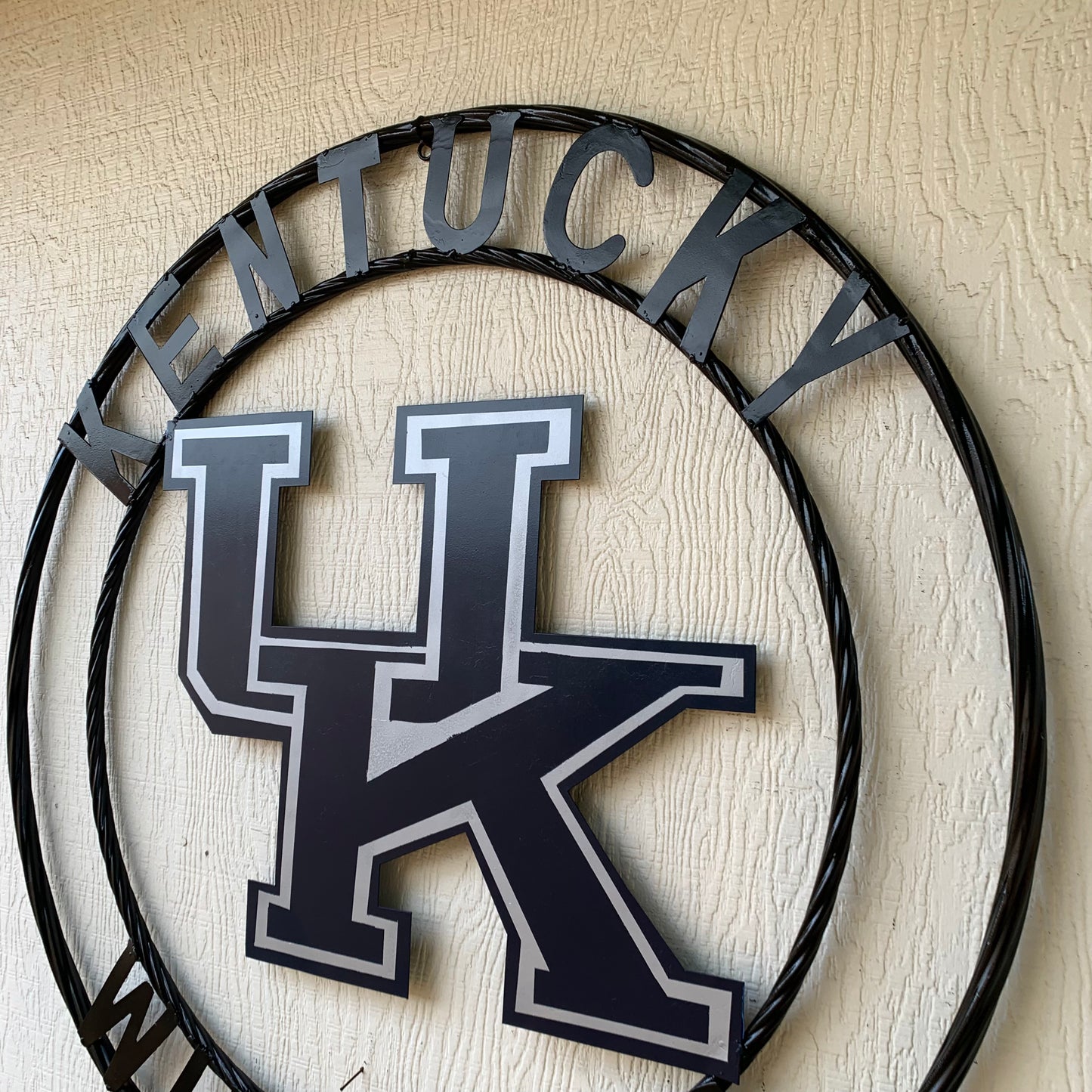 KENTUCKY WILDCATS CUSTOM METAL VINTAGE CRAFT SIGN WESTERN HOME DECOR HANDMADE