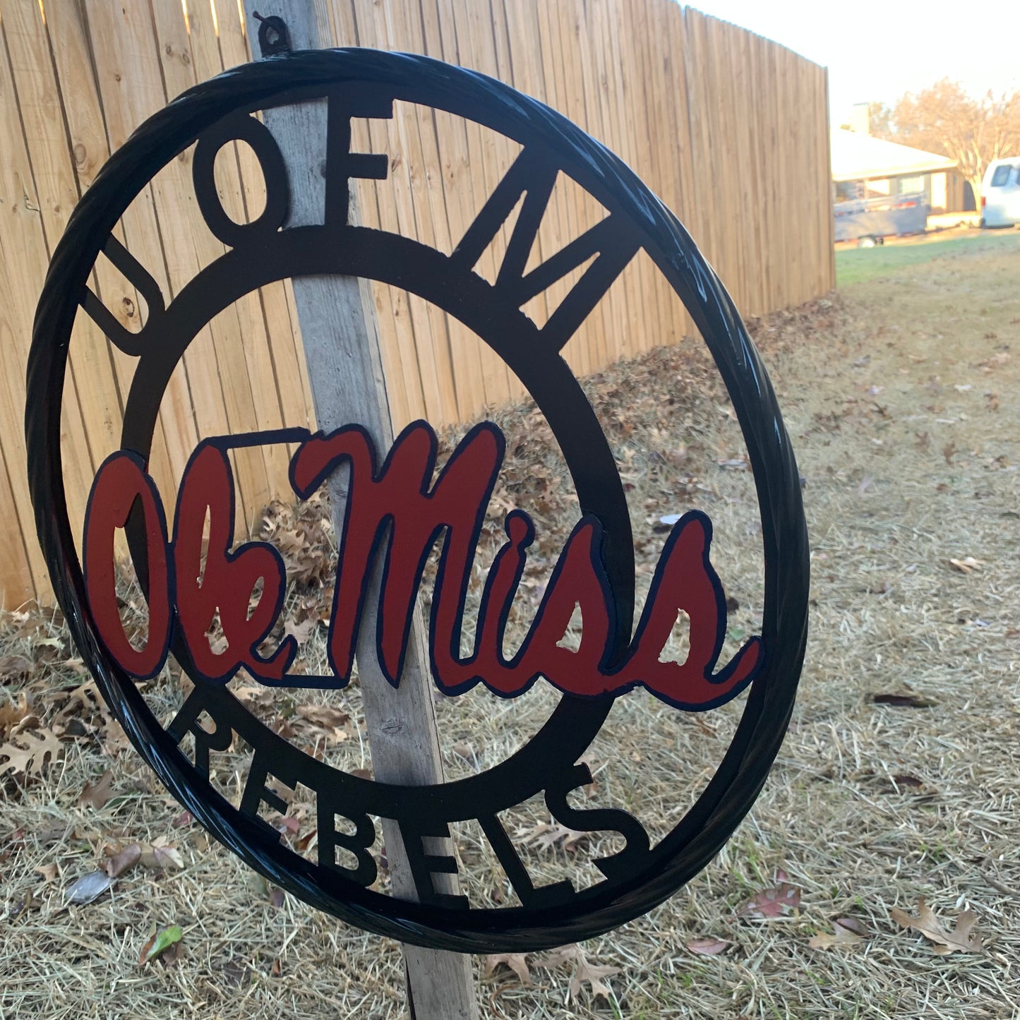 OLE MISS REBELS MISSISSIPPI CUSTOM METAL VINTAGE CRAFT TEAM SIGN WESTERN HOME DECOR HANDMADE