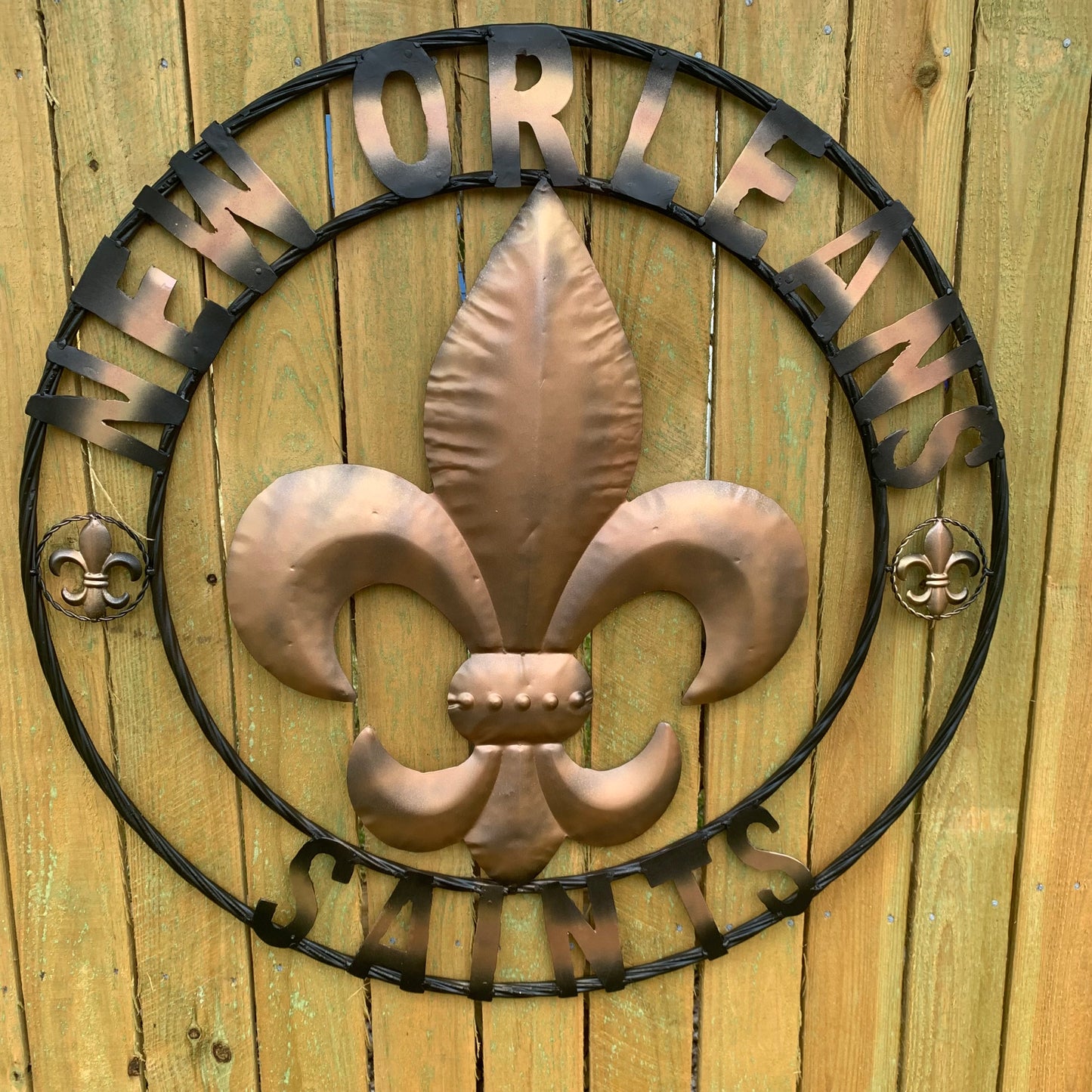 NEW ORLEANS SAINTS METAL SIGN WALL ART WESTERN HOME DECOR GOLD & BLACK HANDMADE #EH10272