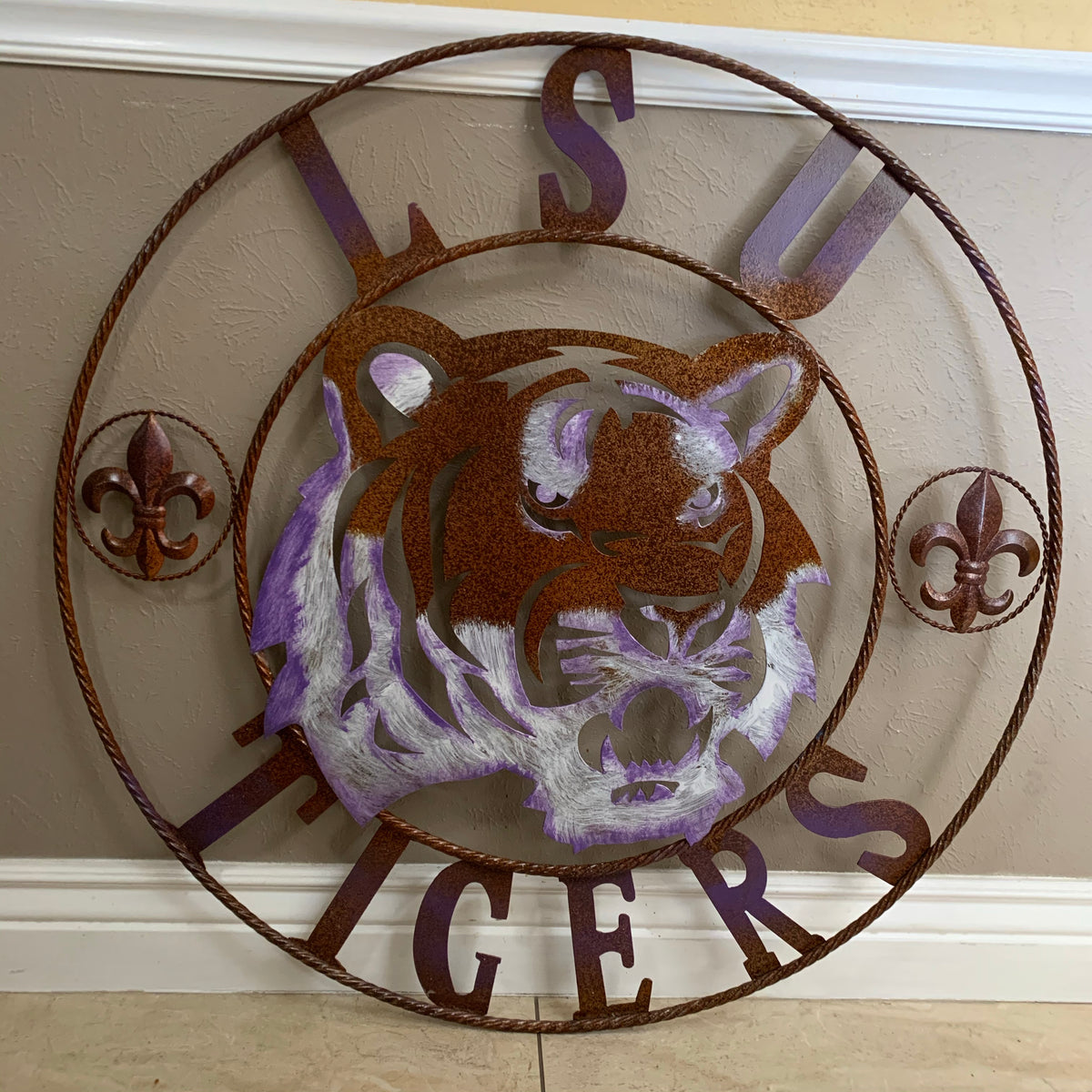 LSU TIGERS PURPLE WHITE CUSTOM METAL VINTAGE CRAFT SIGN TEAM WALL ART WESTERN HOME DECOR HANDMADE