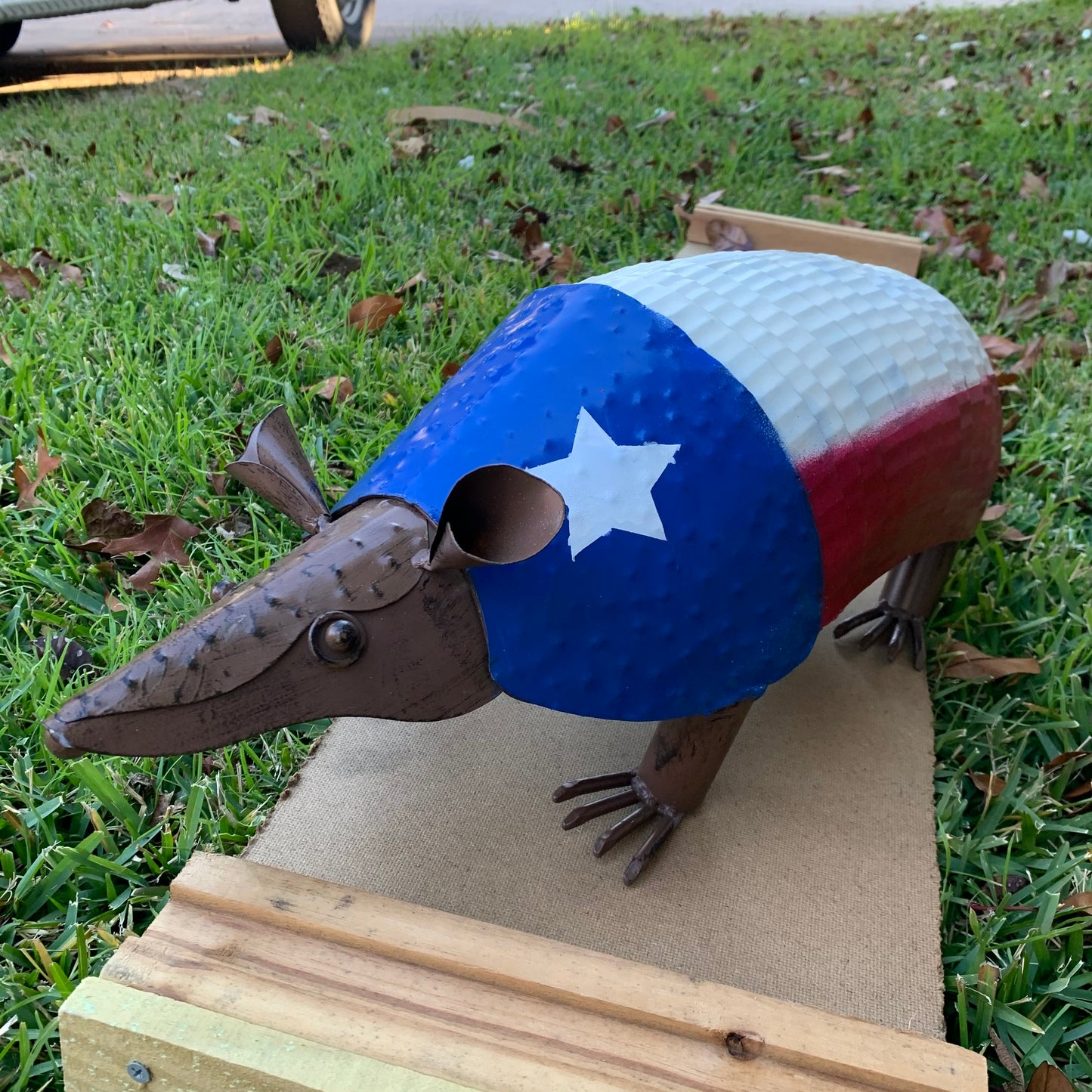 TEXAS FLAG ARMADILLO GARDEN ANIMAL SCULPTURE YARD ART METAL DECOR ORNAMENT PATRIOTIC DECOR HANDMADE #EH12220 30",22",14",10"