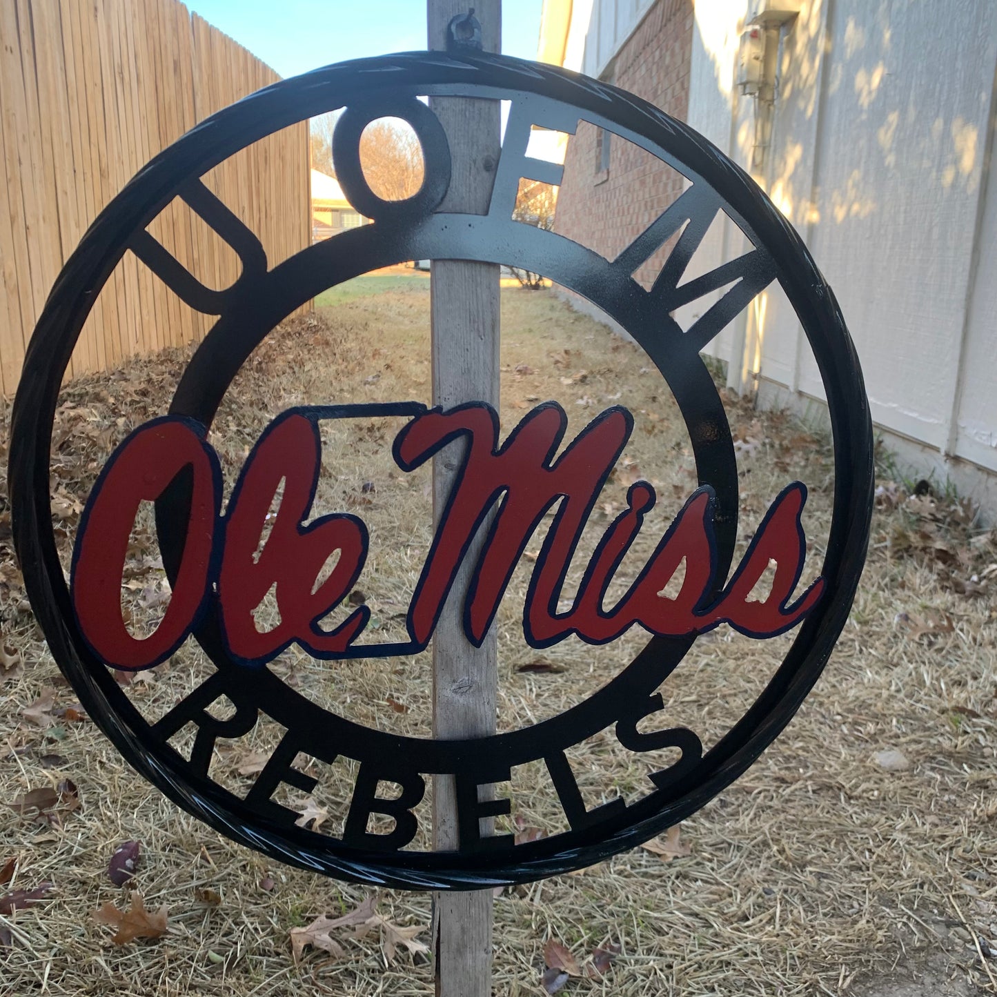 OLE MISS REBELS MISSISSIPPI CUSTOM METAL VINTAGE CRAFT TEAM SIGN WESTERN HOME DECOR HANDMADE