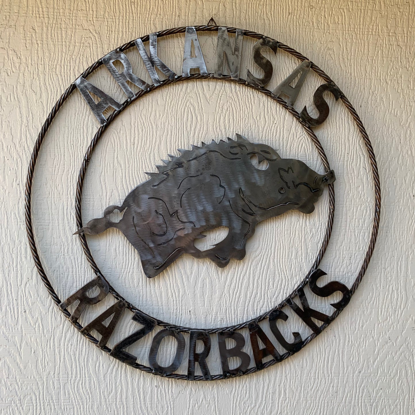 ARKANSAS RAZORBACKS CUSTOM RAW METAL VINTAGE CRAFT TEAM SIGN OFFICIAL LICENSED PRODUCT