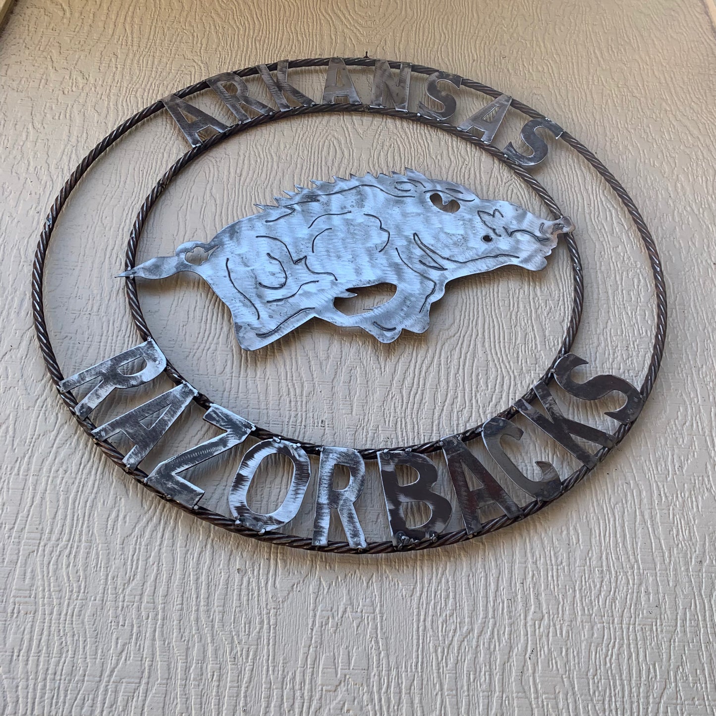 ARKANSAS RAZORBACKS CUSTOM RAW METAL VINTAGE CRAFT TEAM SIGN OFFICIAL LICENSED PRODUCT