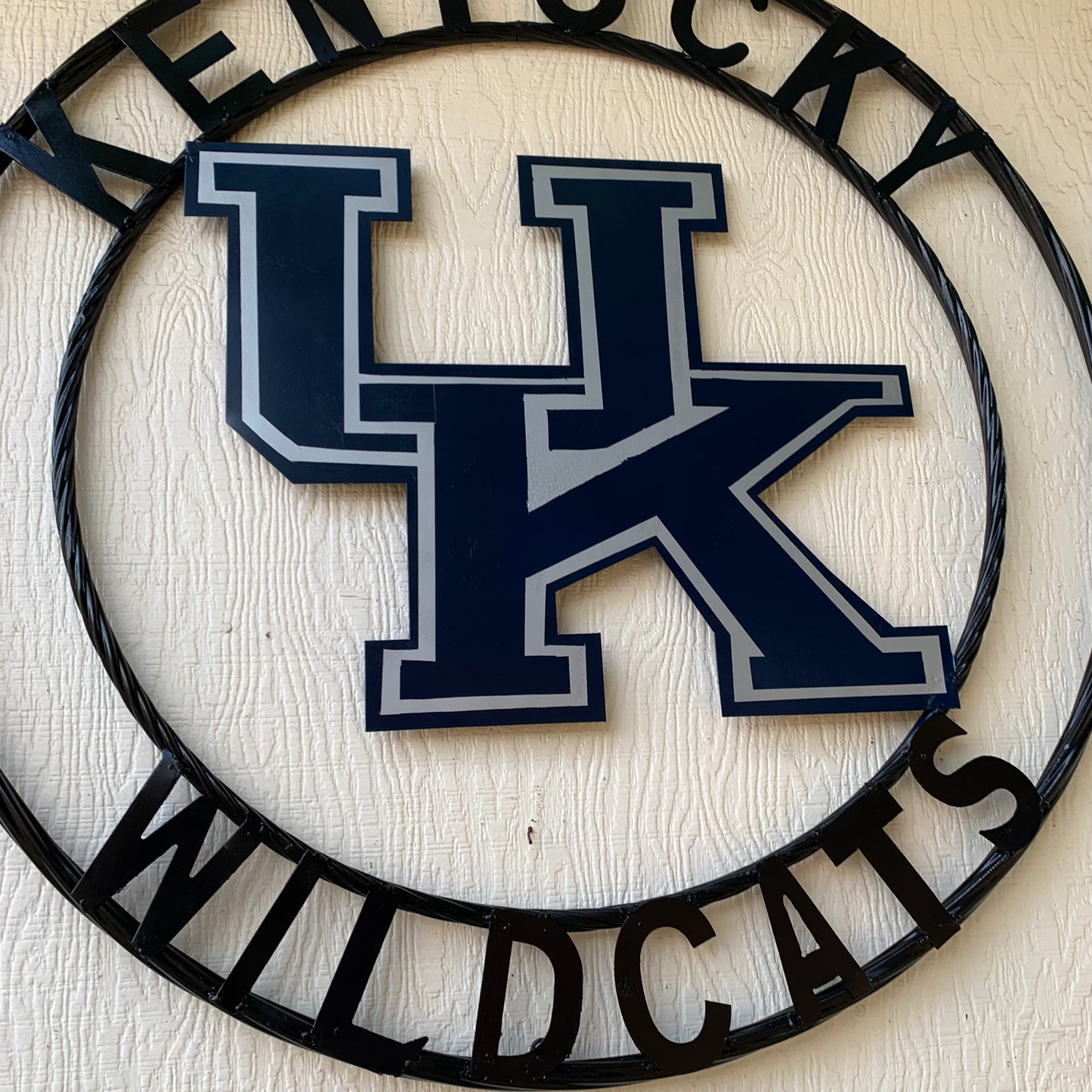 KENTUCKY WILDCATS CUSTOM METAL VINTAGE CRAFT SIGN WESTERN HOME DECOR HANDMADE
