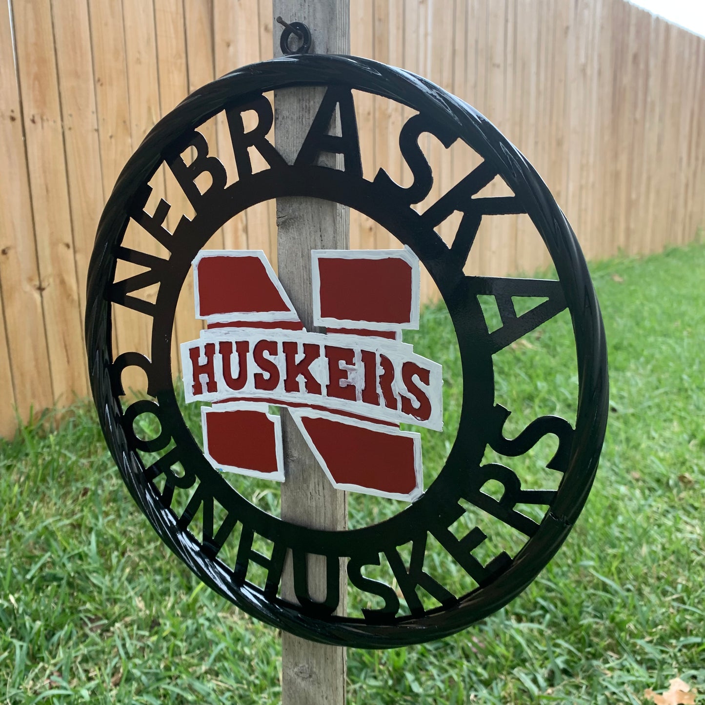 NEBRASKA HUSKERS METAL CUSTOM VINTAGE CRAFT TEAM SIGN WESTERN HOME DECOR HANDMADE 12",18",24",36"