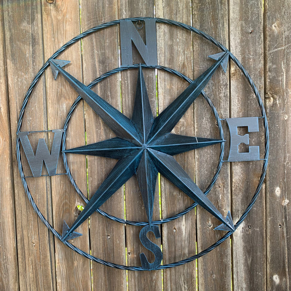 EAST Center Blue metal compass - EAST Center