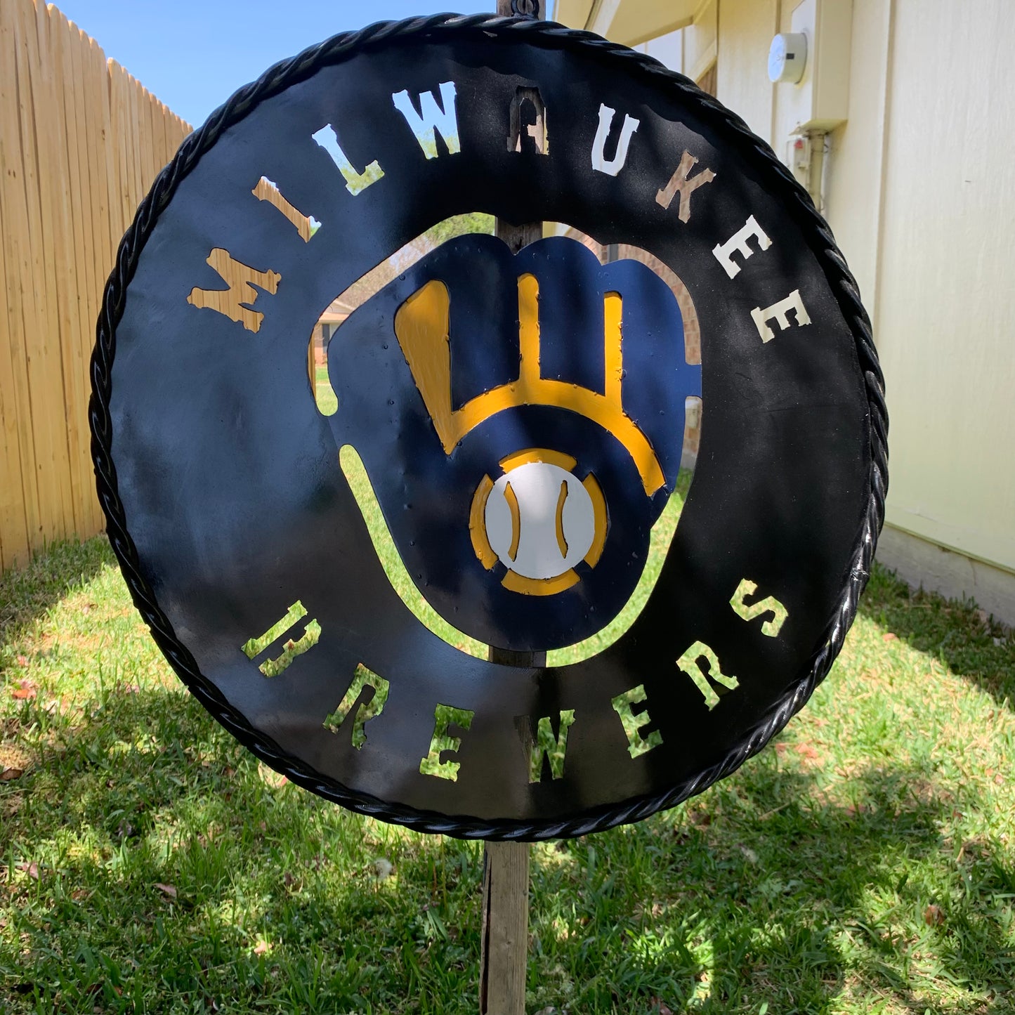 24" MILWAUKEE BREWERS WIDE BAND DISC CUSTOM METAL VINTAGE CRAFT TEAM SPORTS SIGN HANDMADE