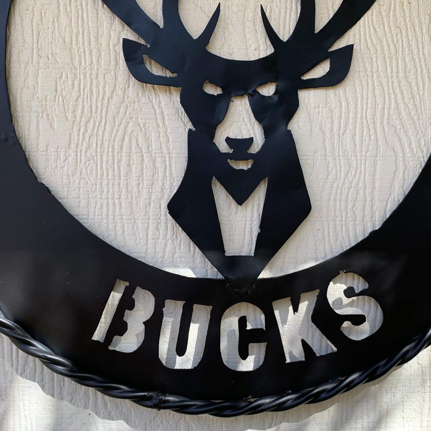 24" MILWAUKEE BUCKS BLACK METAL WIDE BAND DISC STYLE METAL CUSTOM VINTAGE CRAFT TEAM SPORTS SIGN HANDMADE