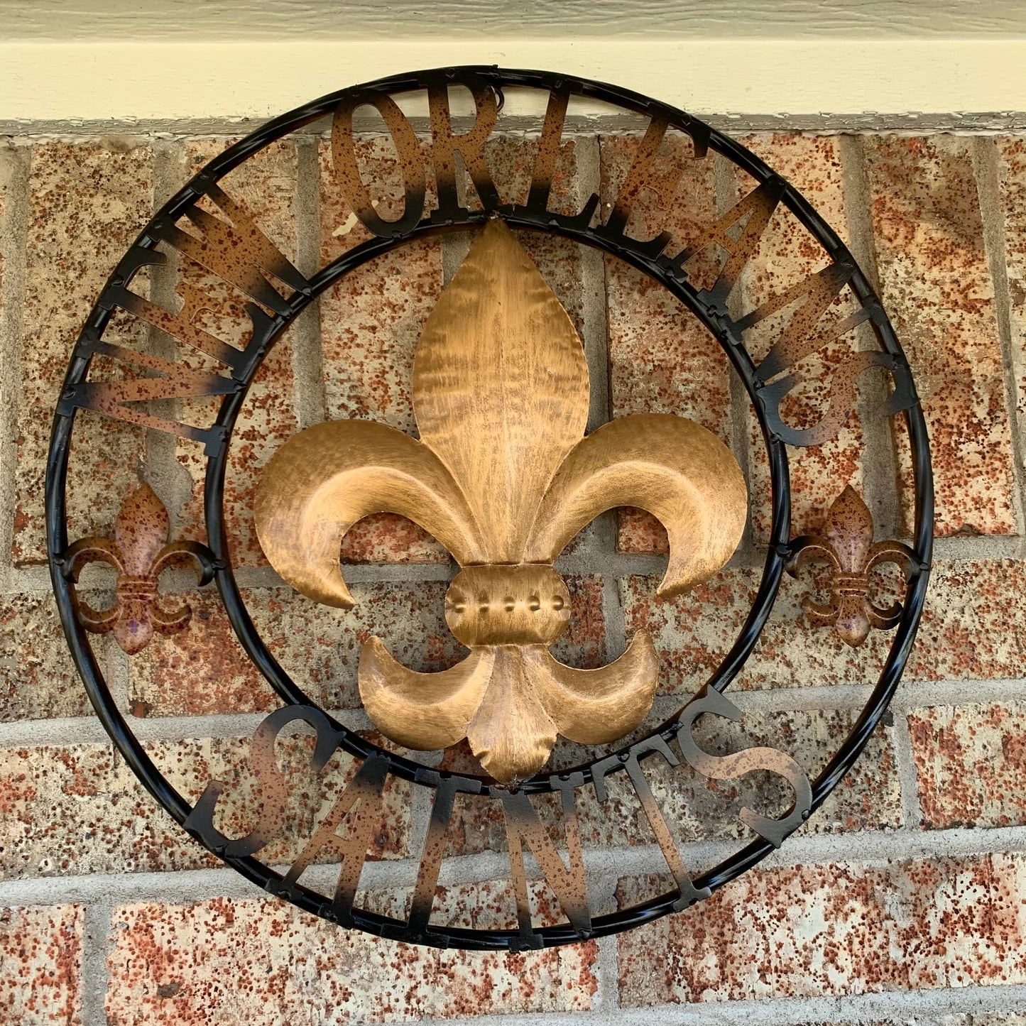 NEW ORLEANS SAINTS METAL SIGN WALL ART WESTERN HOME DECOR GOLD & BLACK HANDMADE #EH10272