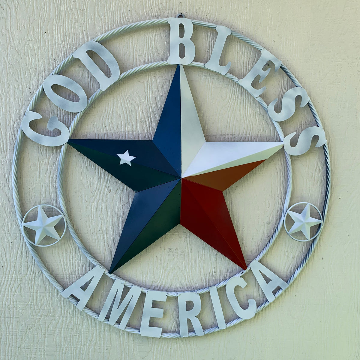 GOD BLESS AMERICA WHITE RING & RED WHITE BLUE BARN METAL STAR TWISTED RING HANDMADE NEW