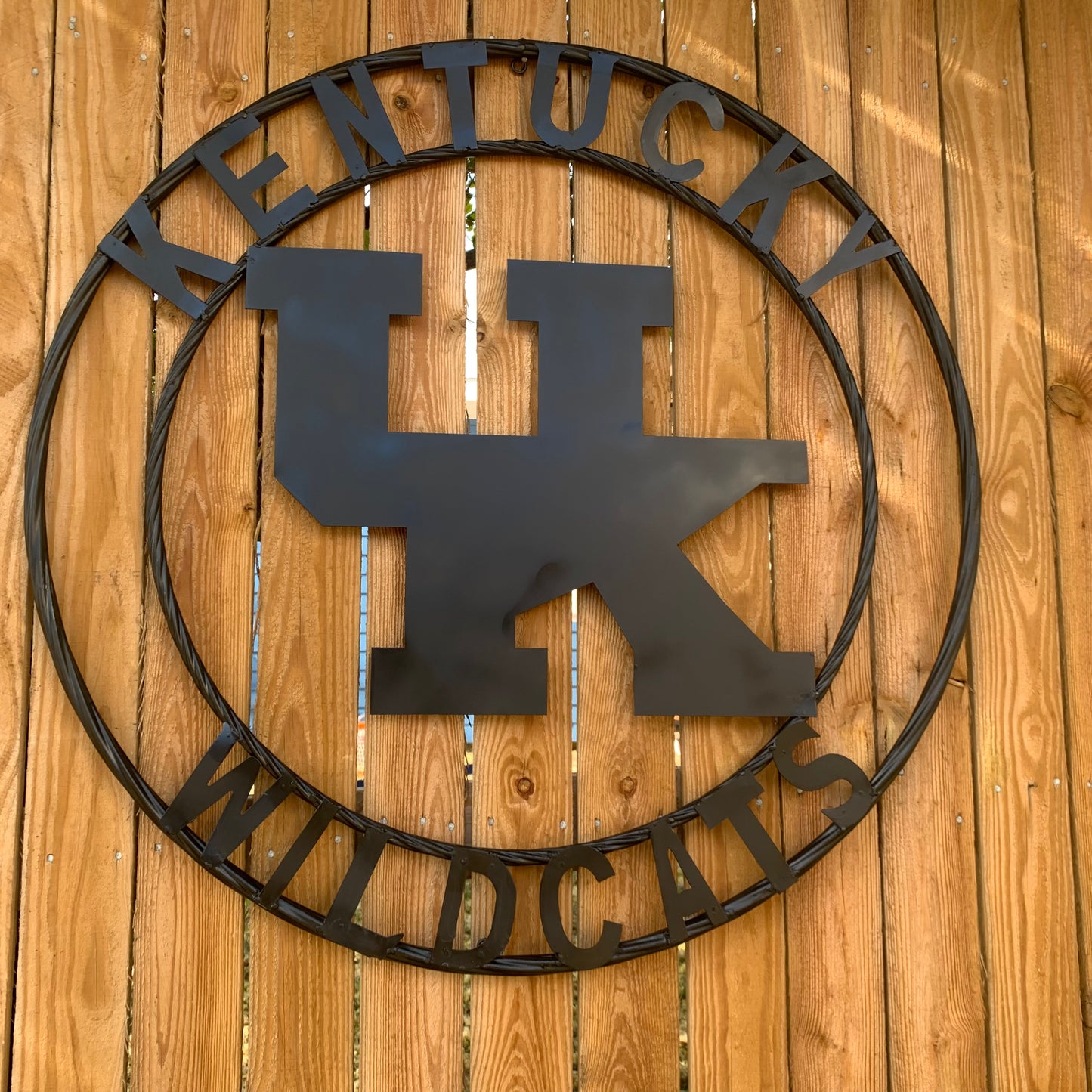 12", 18", 24", 32" KENTUCKY WILDCATS CUSTOM BLACK METAL VINTAGE CRAFT SIGN HANDMADE