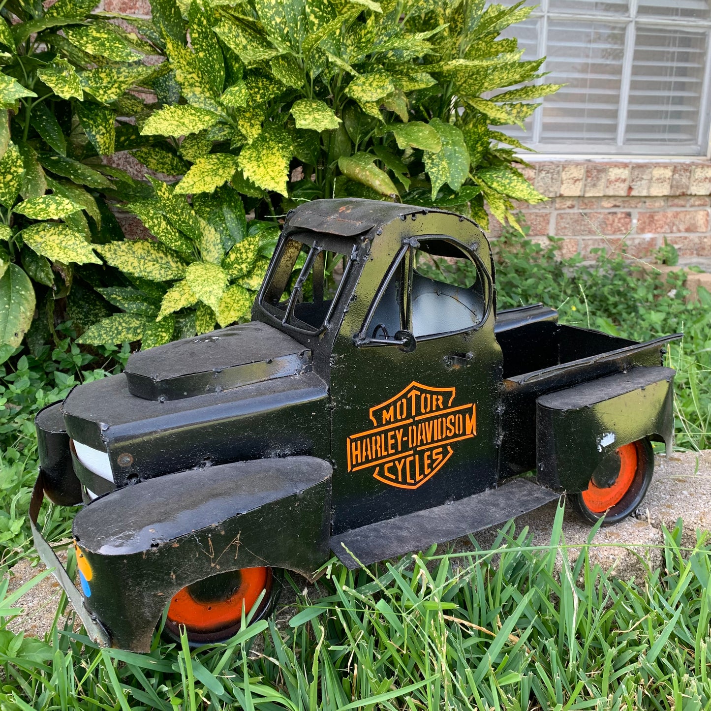 PICKUP TRUCK 20" METAL ART FIGURINE OUTDOOR & INDOOR GARDEN WESTERN HOME DECOR HANDMADE NEW: 20"L x 10"W x 12" H