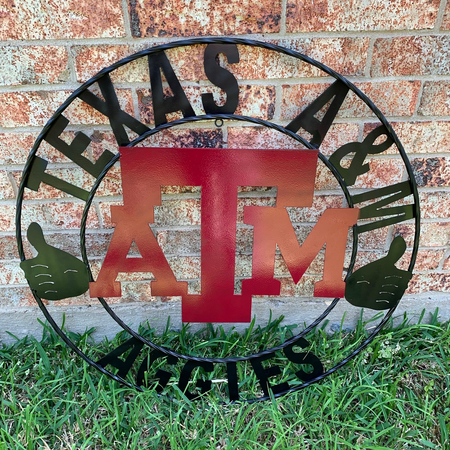 TEXAS A&M, GIGEM AGGIES THUMBS UP METAL CUSTOM VINTAGE CRAFT TEAM SIGN HANDMADE